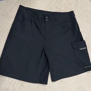 Columbia Men’s black shorts, size 40